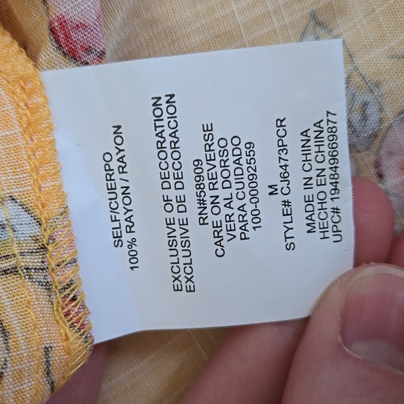 Copper Key Yellow/Red Floral Skirt, Junior Women's Size Medium, Great Condition - Picture 5 of 8